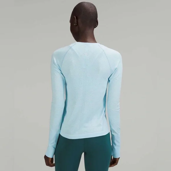 Lululemon Long Sleeve Swiftly Tech 2.0 Light‎ Blue Race Length Size 10 EUC - Picture 2 of 7